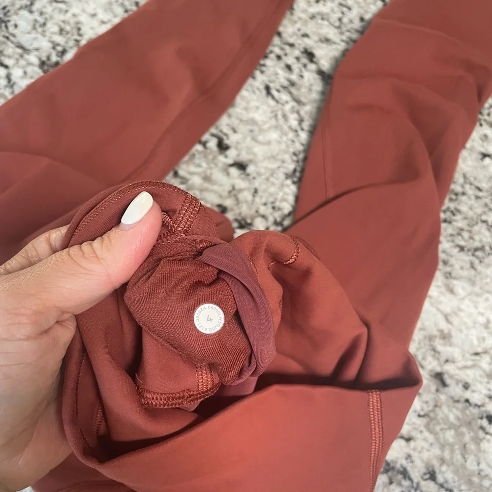 Lululemon Wunder Train‎ Leggings 25”